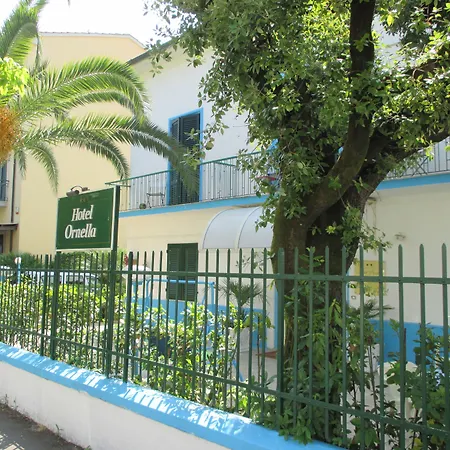 호텔 Ornella