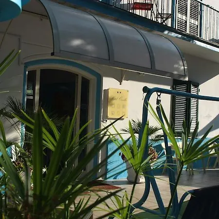 Hotel Ornella 2*